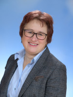 Prof. Mag. Anna Knapp