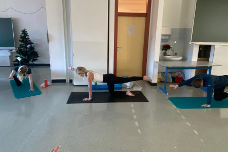 Bewegung und Entspannung mit Pilates.